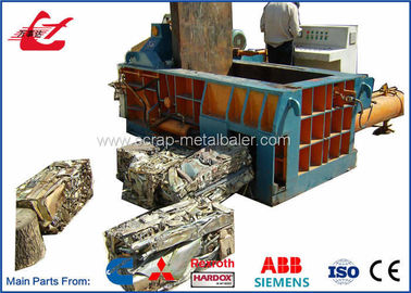 Qualität  PLC Automatic Control Aluminum Can Compactor Machine , Scrap Steel Baler Machines 6500KG usine