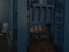 Abfallfahrzeuge Hydraulische Schere für Abfallfahrzeuge Recyclingwerften Motorantrieb